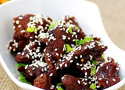 Thịt bò cay tẩm vừng
