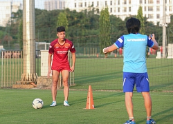 Văn Đức 'bở hơi tai' khi tập với bác sĩ Choi