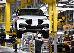 Vingroup giảm lãi gần 4.700 tỷ đồng vì sản xuất ôtô, điện thoại