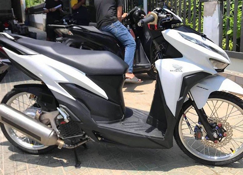 Biker Việt đô Honda Vario 150 đơn giản nhưng sang trọng với dàn "đồ chơi" đẳng cấp