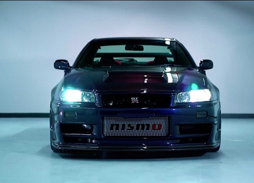 Chiêm ngưỡng "quái vật" Nissan GT-R R34 phiên bản màu hiếm, đắt nhất thế giới