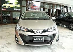 Dè chừng Kia Soluto, giá Toyota Vios về đáy 460 triệu