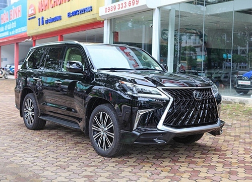 Lexus LX 570 phiên bản MBS 4 chỗ tại Việt Nam có gì khác lạ?