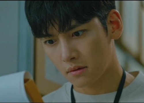 Phim 'Melting Me Softly' tập 4: Ji Chang Wook phát hiện sự thật bị phản bội khi vừa hẹn hò lại với Yoon Se Ah?