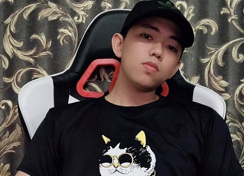 Streamer Hào Sữa - Người khơi gợi niềm đam mê trò chơi Rắn săn mồi