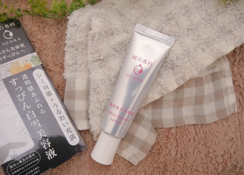 Chỉ cần bỏ chưa đến 300k, bạn đã tậu được 1 trong 5 chai serum dưỡng da trắng hồng "xịn đét"