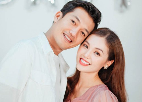 Danh tính nữ ca sĩ xinh đẹp, từ bỏ showbiz để làm vợ diễn viên Quang Tuấn