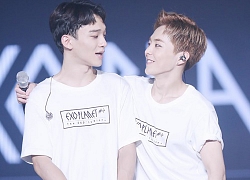 Fan 'tan chảy' sau khi tìm hiểu lý do Chen (EXO) viết tên Xiumin trong hậu trường chụp ảnh comeback