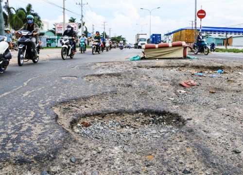 Huyết lộ nối Bình Dương với TP.HCM 4 năm vẫn "đắp chiếu"