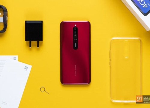 Mở hộp và cảm nhận nhanh Redmi 8: Pin "khủng", giá hấp dẫn!