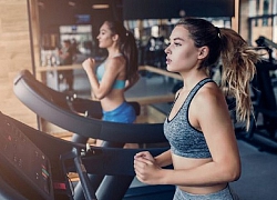 Muốn giảm cân hiệu quả, nên tập cardio hay nâng tạ trước?