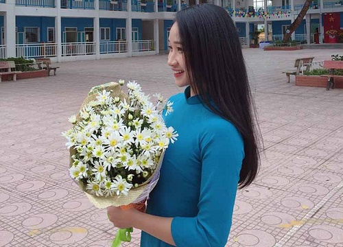 Phút trải lòng của cô giáo "xinh như hot girl" từng được dân mạng quan tâm