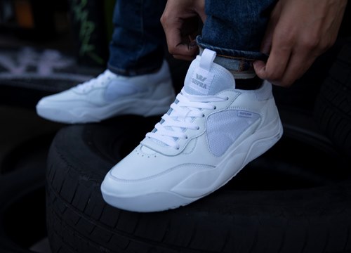 SUPRA thổi làn gió mới vào làng sneaker Việt bằng 2 BST cực chất: PECOS và FACTOR XT