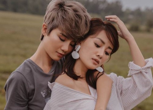 Xôn xao thông tin cặp đôi MC Quỳnh Chi và Thùy Dung đã "đường ai nấy đi" với dấu hiệu lạ trên trang cá nhân