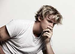 Ca khúc mà anh chàng Cody Simpson hát tặng Miley Cyrus trên giường bệnh sẽ được ra mắt sau vài ngày nữa