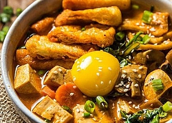 Cách làm món canh kim chi nóng hổi "vừa thổi vừa ăn" cho ngày lạnh !