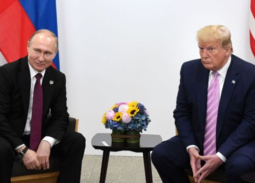 Tổng thống Putin : Tôi chưa từng đọc các tweet của ông Trump