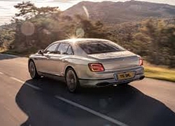 Bentley Flying Spur ấn tượng hơn với gói độ Blackline Specification