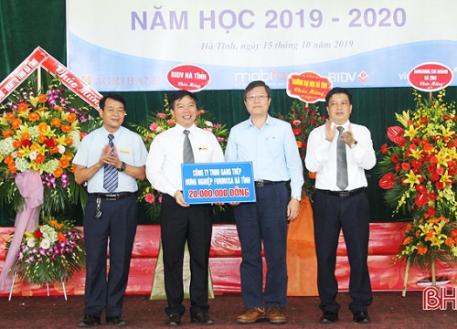 Cao đẳng Việt Đức đón 1.300 tân học sinh, sinh viên năm học 2019 - 2020