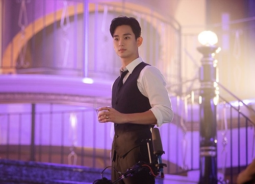 Kim Soo Hyun cân nhắc trở lại màn ảnh nhỏ sau gần 5 năm, trong phim mới của đạo diễn 'Encounter'