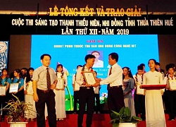 Phun thuốc trừ sâu bằng... smartphone