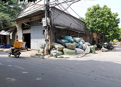 Sống mòn trong khói bụi