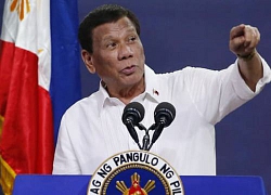 Tổng thống Philippines Duterte bị thương do ngã xe máy