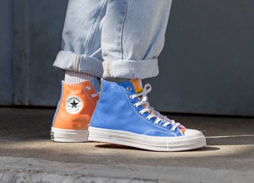 Giày Converse đổi màu cầu vồng dưới ánh nắng có giá 2,5 triệu đồng