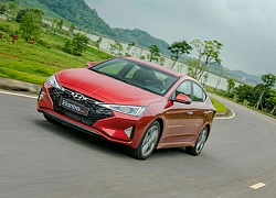 Hyundai Elantra Sport 2019 có gì để 'đấu' với Honda Civic, Mazda 3?