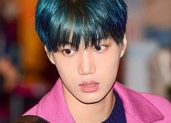 Kai (EXO) bị chỉ trích mặc trang phục lòe loẹt trong lễ tang Sulli