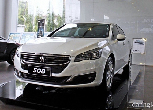 Peugeot 508 giảm giá kỷ lục