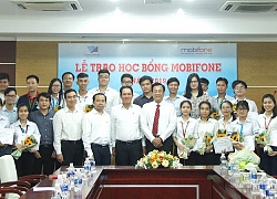 25 sinh viên Đại học Quốc gia TPHCM nhận học bổng Mobifone 2019