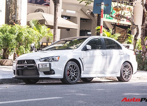 Bắt gặp Mitsubishi Lancer Evolution Final Edition độc nhất Việt Nam - giá ngang ngửa Ford Mustang GT