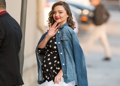 Miranda Kerr tiết lộ bí quyết luôn trẻ đẹp cho các bà bầu