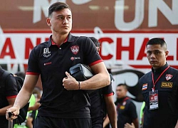 Muangthong - Chonburi: Văn Lâm sai lầm, bàn thua không may