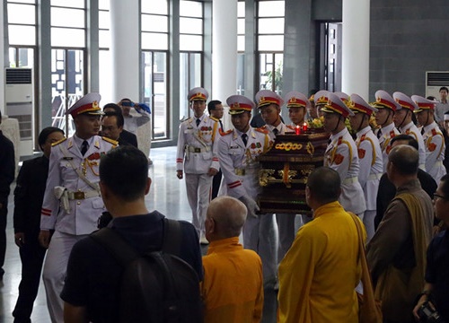 Ông Phùng Xuân Nhạ: Thứ trưởng Lê Hải An là người 'trí tuệ, tâm huyết, giản dị'