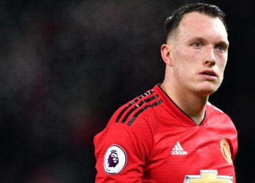 Phil Jones muốn sa thải Solskjaer, sự thật đã rõ