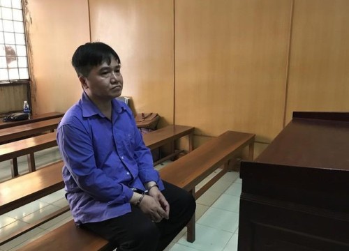Thấy hệ thống bị hổng, Nguyễn Ngọc Hoàng Thể "nẫng nhẹ" gần 3,5 tỉ đồng của ngân hàng
