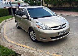 Toyota Sienna nhập Mỹ giá bằng một nửa Kia Sedona sau 10 năm sử dụng