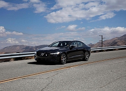 Volvo S60, V60 và XC60 Polestar Engineered ra mắt tại Anh