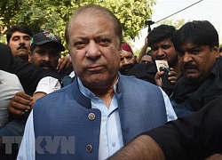 Cựu Thủ tướng Pakistan Nawaz Sharif được tại ngoại do sức khỏe xấu