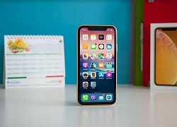 Học cách người Mỹ mua iPhone "khôn" thế nào: Mặc kệ iPhone 11, cái nào rẻ nhất thì lấy