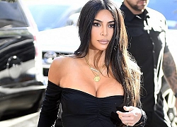 Kim Kardashian khoe ngực đầy 'nhức mắt' trên phố