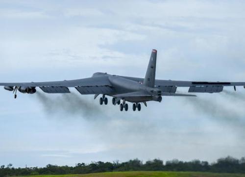 Moscow cảnh cáo B-52H của Mỹ "có đi không có về" ở biên giới Nga