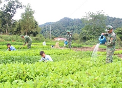 Tình thương nơi biên giới Nà Hỳ