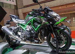 Ảnh thực tế mô tô tăng áp Kawasaki Z H2 và ZX-25R: Đẹp tới từng chi tiết