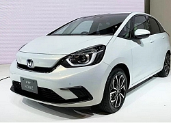 Honda Jazz thế hệ mới bớt cá tính, thêm động cơ hybrid