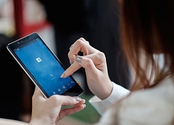 Chồng kiểm soát cả "còm" trên facebook khiến tôi mệt mỏi