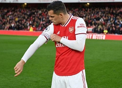 Emery lại cho cầu thủ Arsenal quyết định vụ Xhaka