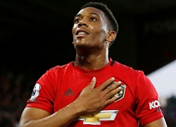 Fan Man Utd mỉa mai Martial: "Cùng lắm là 11 bàn, Welbeck nước Pháp"